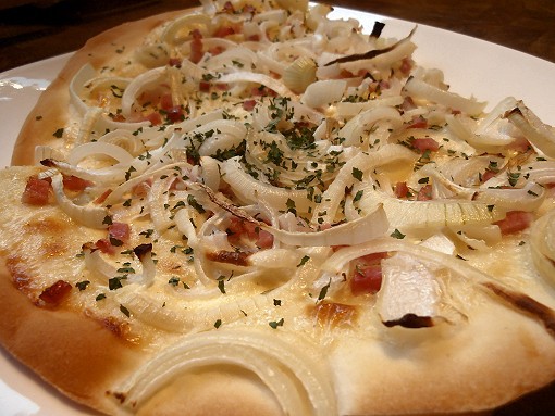 Elsässer Flammkuchen